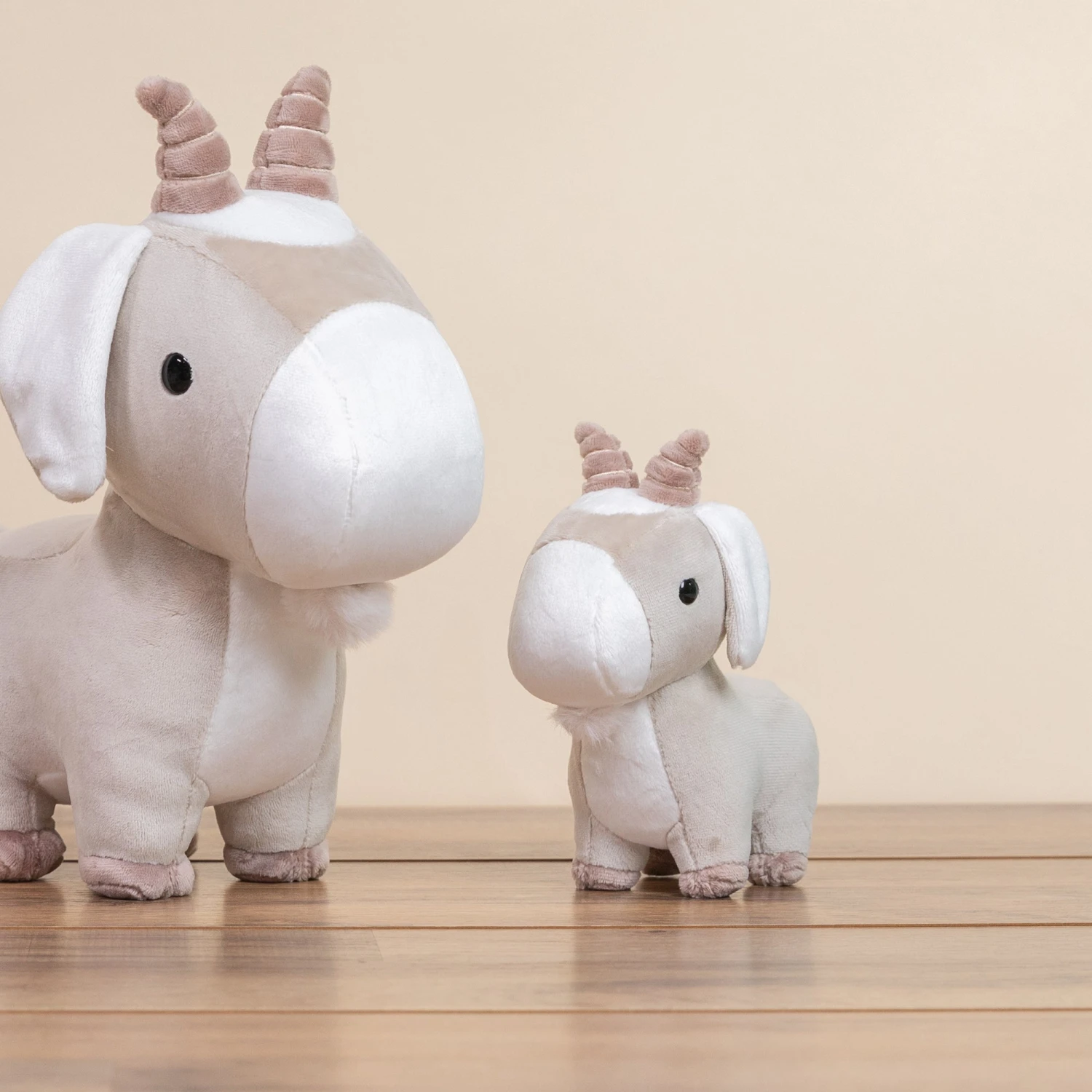 Mini Goati The Goat 2 Mini Goati The Goat - Image 2